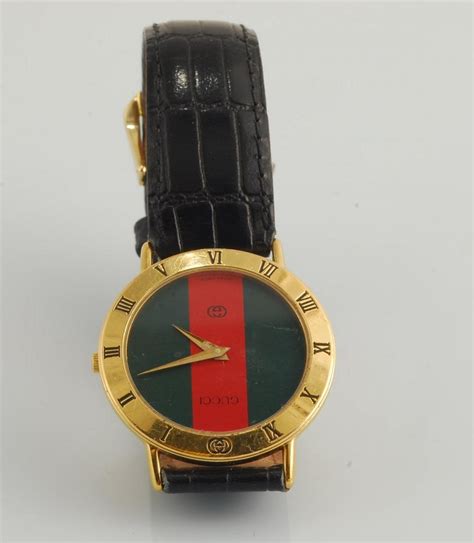 red line on back of gucci watch|Gucci watch back notch.